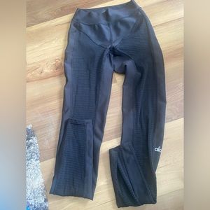 Alo yoga mesh leggings black